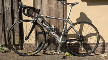 CUBE Aerium Pro Racing Series 2005 Road & Gravel usato, Grigio chiaro — immagine 2 di 18