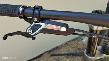 Použité Pivot PHOENIX 29 Race Zee 2024 2024 Mountainbike — obrázek 7 z 8