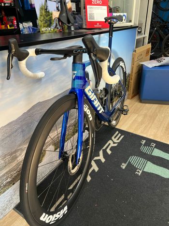 Używany Giant Propel Advanced SL Frameset 2024 Frameset 2024 Road & Gravel — zdjęcie 7 z 7