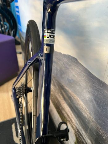 Używany Giant Propel Advanced SL Frameset 2024 Frameset 2024 Road & Gravel — zdjęcie 6 z 7