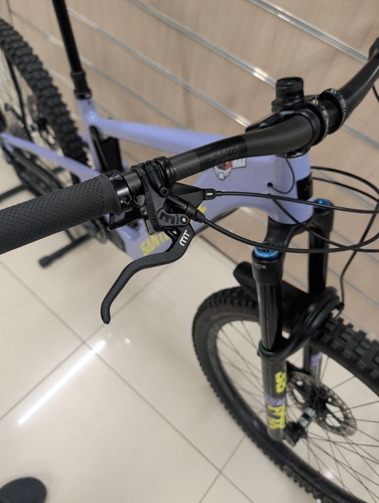 Tweedehands Santa Cruz Bullit XT Air / Carbon CC / MX 2021 2021 Mountainbike — afbeelding 3 van 8