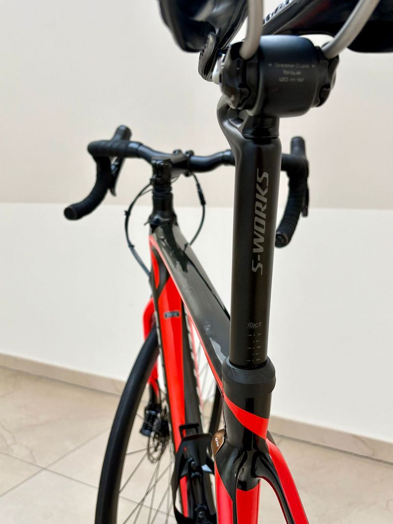 Używany Specialized Roubaix Expert Ultegra Di2 2018 2018 Road & Gravel — zdjęcie 15 z 18