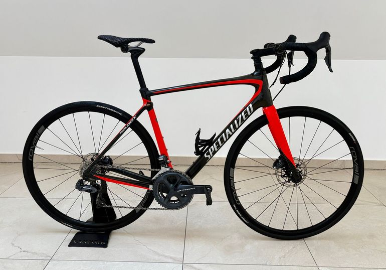 Używany Specialized Roubaix Expert Ultegra Di2 2018 2018 Road & Gravel — zdjęcie 1 z 18