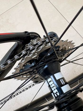 Używany Specialized Roubaix Expert Ultegra Di2 2018 2018 Road & Gravel — zdjęcie 14 z 18