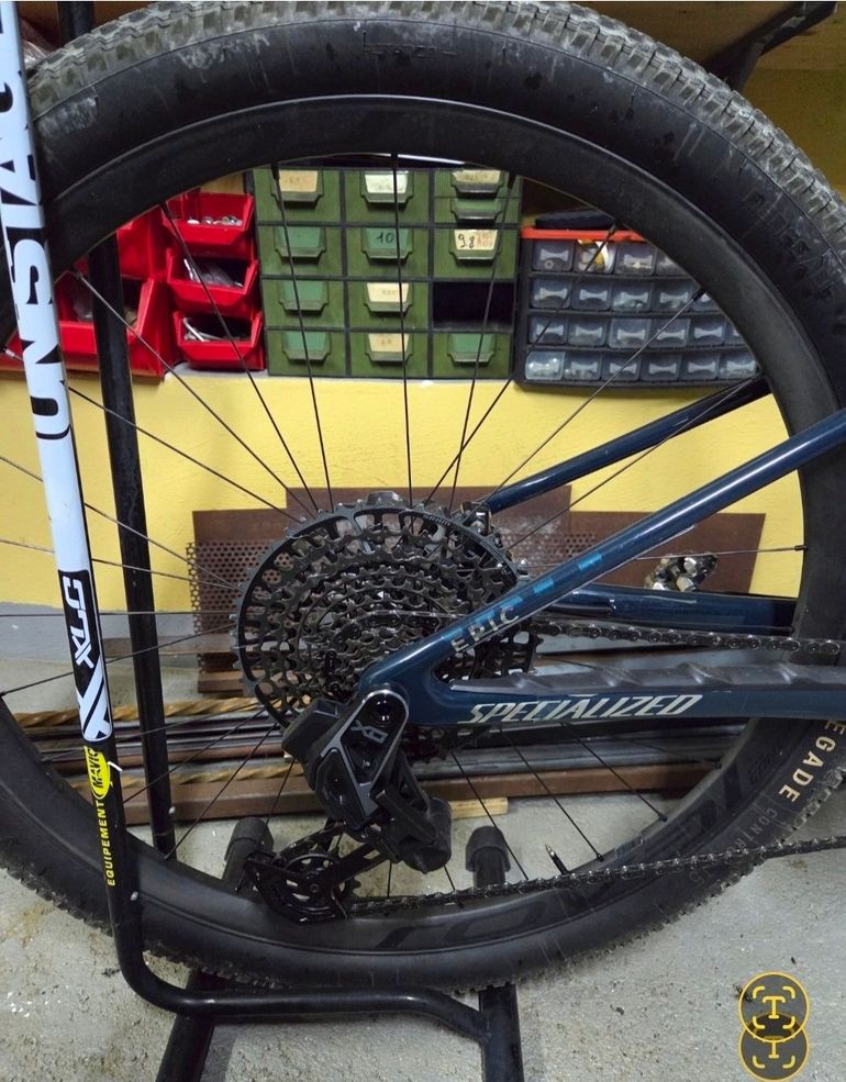 Použité Specialized Epic World Cup Pro 2024 2024 Mountainbike — obrázek 2 z 3