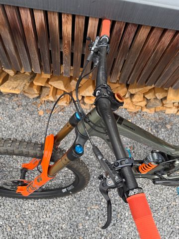 Brugt Pivot Firebird 29 Team XTR 2023 2023 Mountainbike — billede 11 af 19