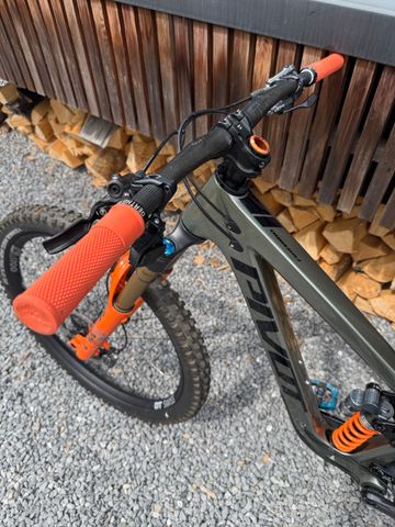 Brugt Pivot Firebird 29 Team XTR 2023 2023 Mountainbike — billede 8 af 19