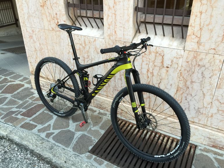 Gebrauchtes Canyon Lux Cf 9.9 2015 Mountainbike, Schwarz — Bild 4 von 9