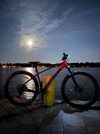 Used Trek Marlin 5 Gen 3 2026 2026 Mountainbike, Red, 27.5, 29 — image 1 of 13