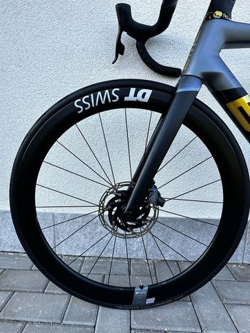 Używany BMC Teammachine SRAM Force eTap AXS 2021 Road & Gravel — zdjęcie 6 z 8