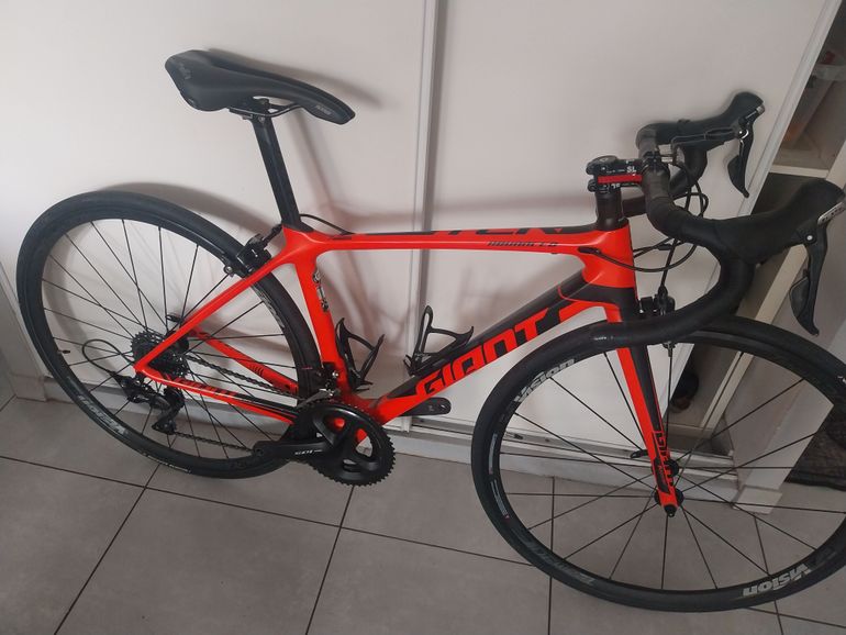 Używany Giant TCR Advanced 2 2017 2017 Road & Gravel — zdjęcie 3 z 3