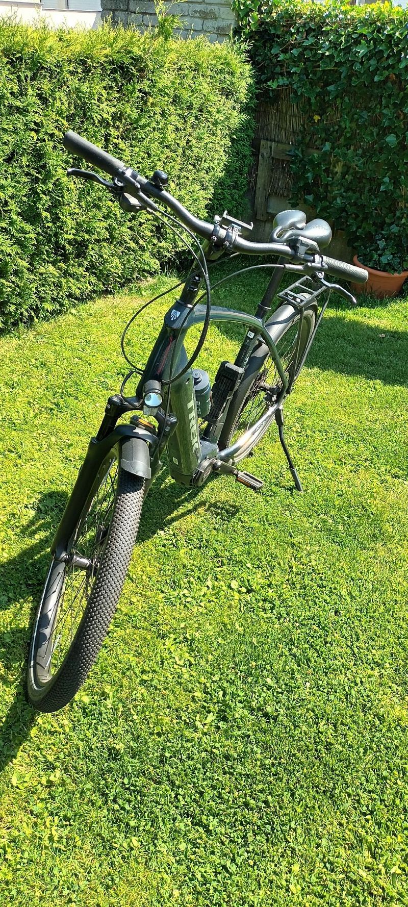 Used Trek Allant+ 7 2022 2022 Urban, Blue — image 6 of 7