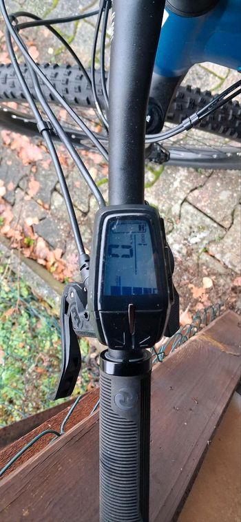 Gebrauchtes Raymon FullRay 150 E 8.0 2022 Mountainbike, Blau — Bild 8 von 9