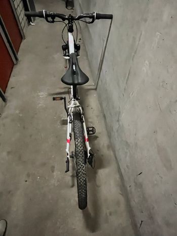 Used DECATHLON Cobra. Other Microshift 2018 Mountainbike, White — image 5 of 5