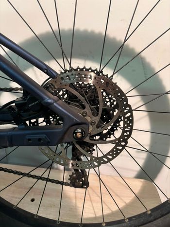 ROCKRIDER E-EXPL 520 2025 Mountainbike de segunda mano, Azul — imagen 4 de 16