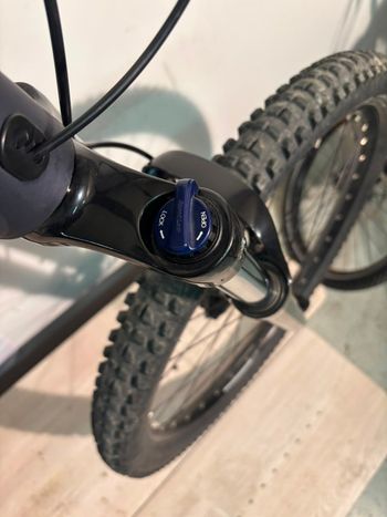 ROCKRIDER E-EXPL 520 2025 Mountainbike de segunda mano, Azul — imagen 11 de 16