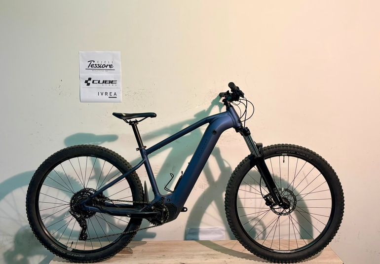 ROCKRIDER E-EXPL 520 2025 Mountainbike de segunda mano, Azul — imagen 1 de 16