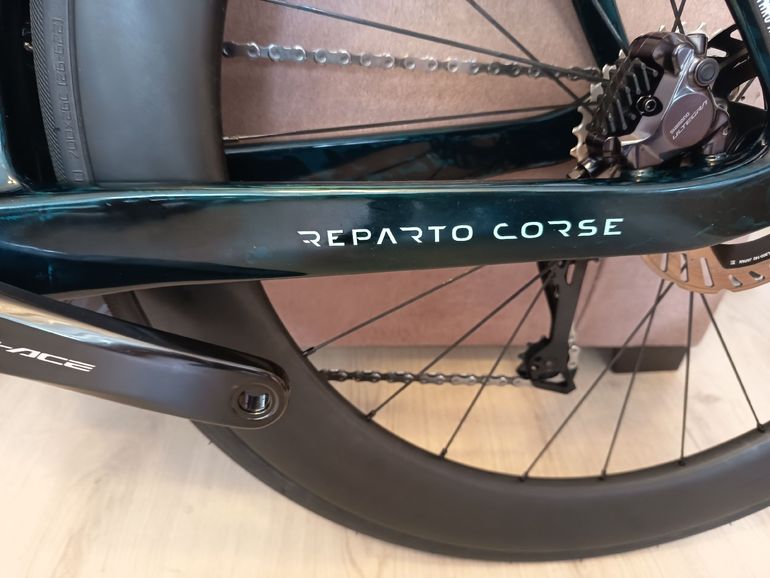 Używany BIANCHI OLTRE RC REPARTO CORSE EDICIÓN LIMITADA 140 TH ANIVERSARIO CUADRO 001 EXCLUSIVO ❗ DT SWISS Custom Shimano Ultegra Di2 2026 Road & Gravel — zdjęcie 23 z 34