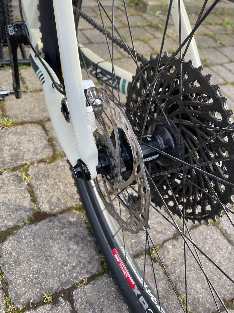 Gebrauchtes Ibis Cycles DV 9 2018 Mountainbike, Weiß — Bild 5 von 8
