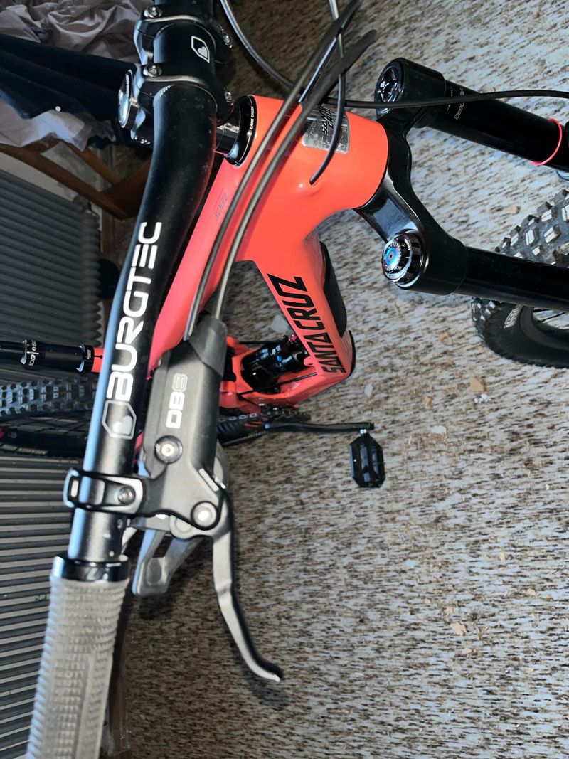 Used Santa Cruz Nomad 90 2026 2026 Mountainbike, Red, 29 — image 2 of 86