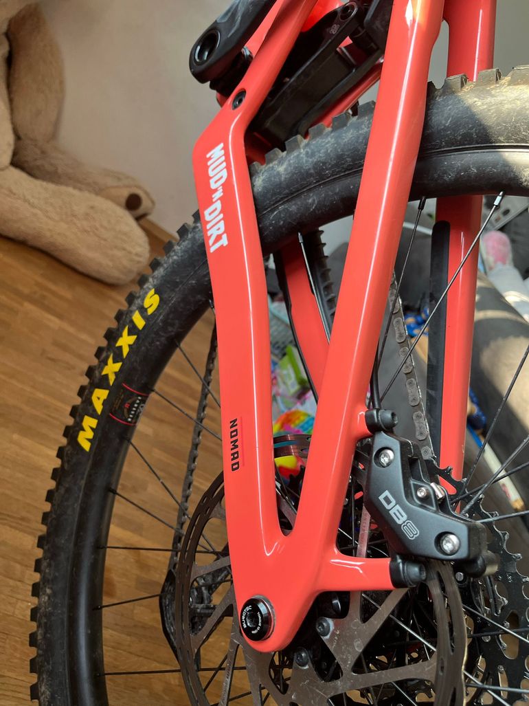 Santa Cruz Nomad 90 2026 2026 Mountainbike usato, Rosso — immagine 24 di 86