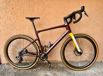 BMC Urs SRAM Force eTap AXS 2023 Road & Gravel usato