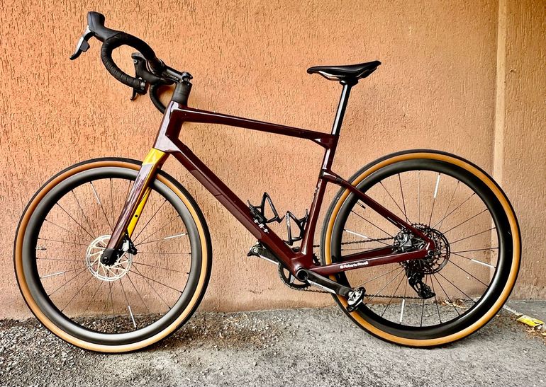 Used BMC Urs SRAM Force eTap AXS 2023 Road & Gravel, Orange — image 2 of 12