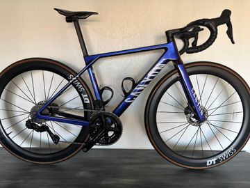 Gebrauchtes Canyon Ultimate CFR Di2 Aero 2025 2025 Road & Gravel