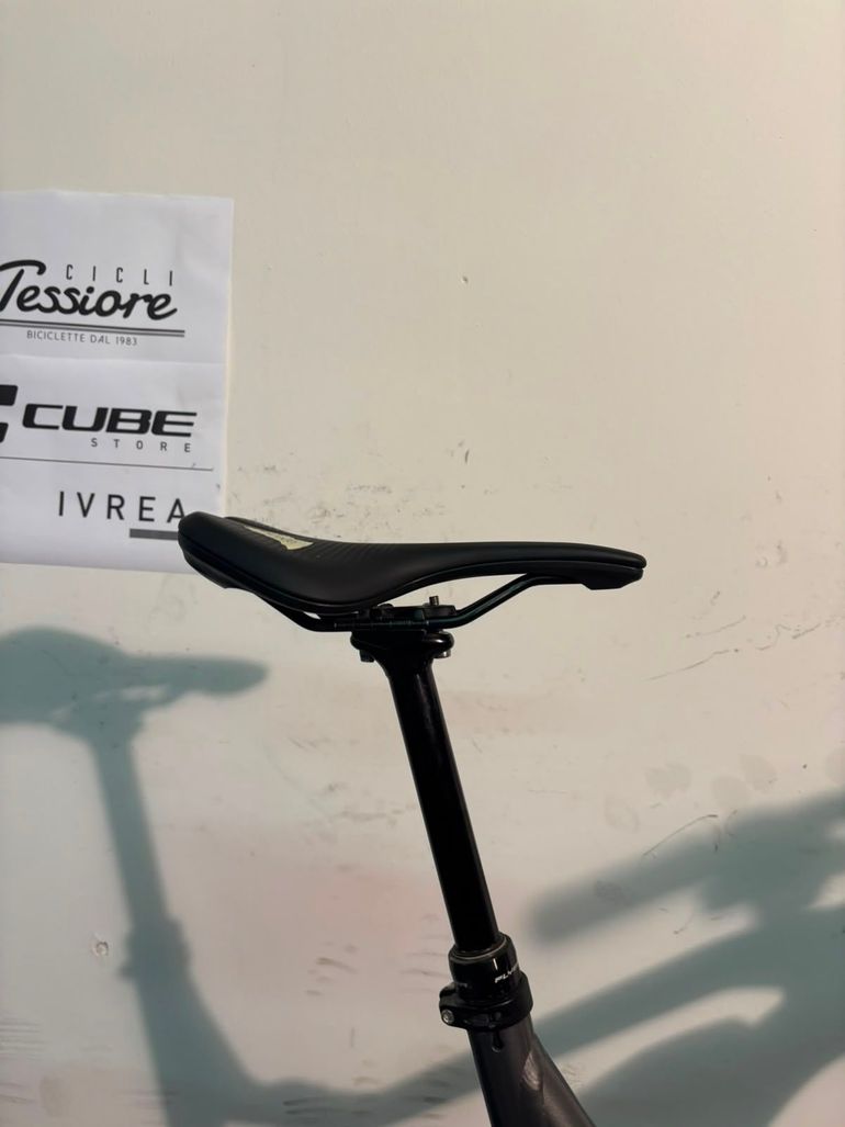 Flyer Uproc 4 2022 Mountainbike de segunda mano, Gris claro — imagen 11 de 15