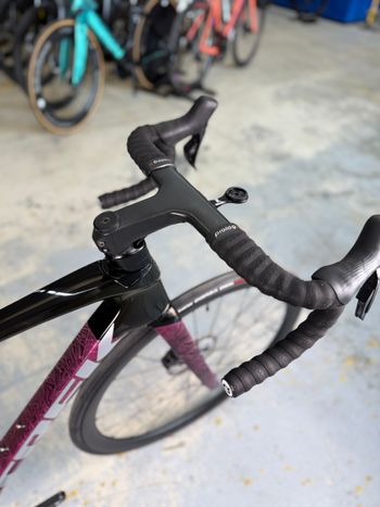 Used Trek Émonda SLR 7 2023 2023 Road & Gravel, Purple — image 17 of 24