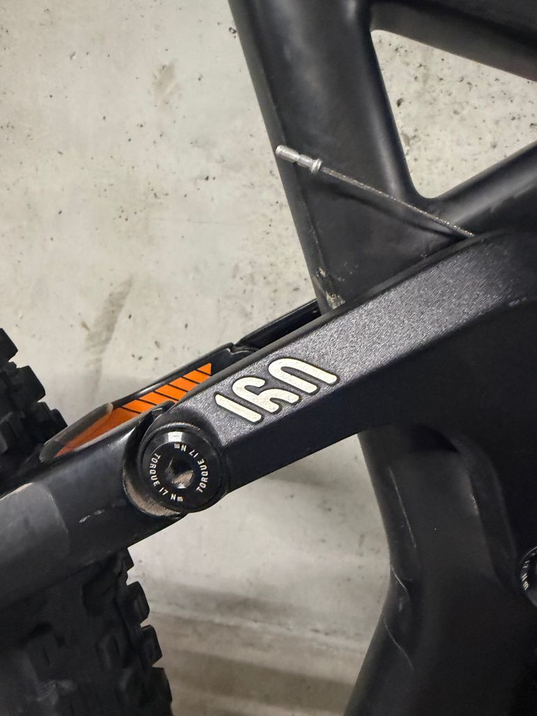 Canyon Strive CF 7.0 Race 2017 2027 Mountainbike d'occasion — image 10 sur 28