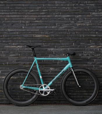 Bianchi Pista Single Speed / Fixed Gear 2009 Road & Gravel d'occasion — image 4 sur 9