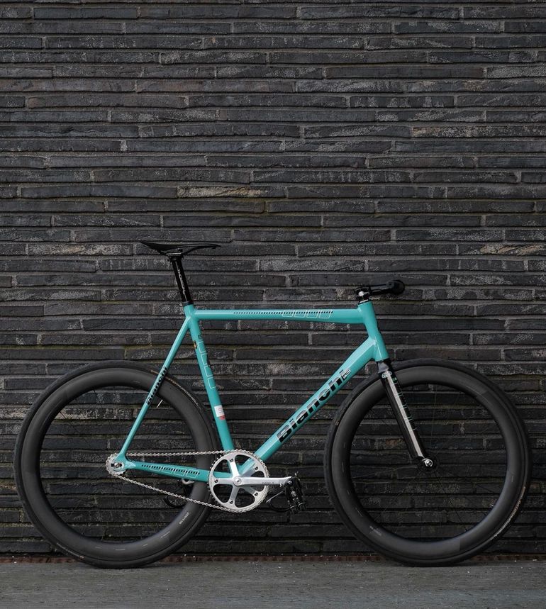 Bianchi Pista Single Speed / Fixed Gear 2009 Road & Gravel d'occasion — image 4 sur 9