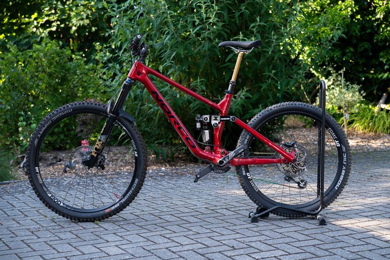 Gebrauchtes Norco Sight C3 29 2023 Custom AXS Fraezen Link Mullet X01 XX1 AXS 2023 Mountainbike, Rot — Bild 2 von 11