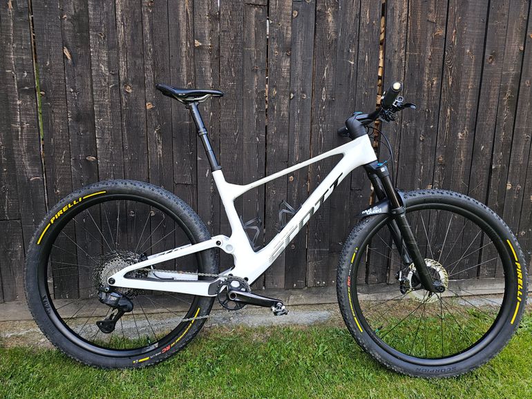 Used Scott Spark RC Team 2023 2023 Mountainbike, White, 29 — image 6 of 10