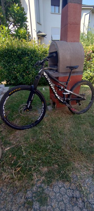 Gebrauchtes Devinci Spartan GX 2017 2017 Mountainbike, Schwarz, 27.5 — Bild 2 von 10