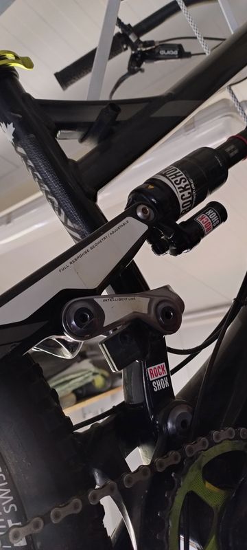 Gebrauchtes Devinci Spartan GX 2017 2017 Mountainbike, Schwarz, 27.5 — Bild 4 von 10