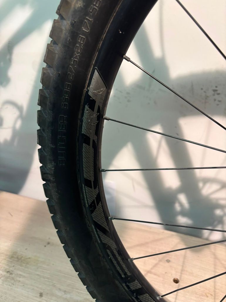 Brugt Specialized Turbo Levo FSR 6Fattie 27, 5 2018 Mountainbike — billede 6 af 16