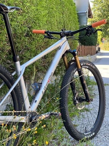 Used Liteville H-3 SRAM X01 Eagle 2023 Mountainbike, Light Gray — image 2 of 5