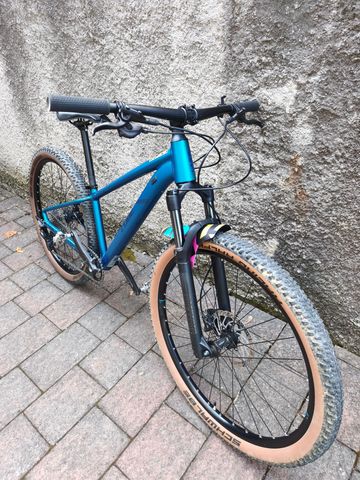 Used CUBE REACTION, PRO 2025 2025 Mountainbike, Blue, 27.5, 29 — image 2 of 8