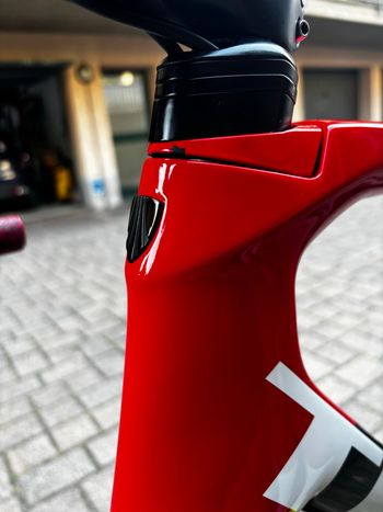 Used Trek Émonda SL 6 Pro 2021 2021 Road & Gravel, Red — image 12 of 13