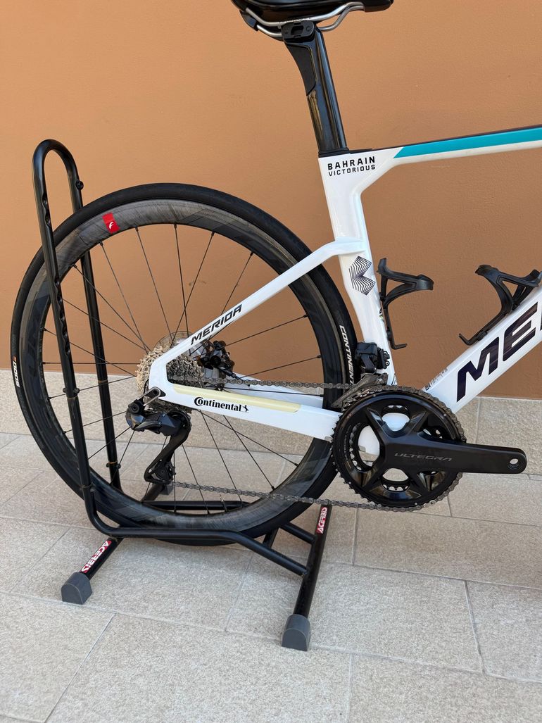 Used Merida REACTO TEAM 2025 2025 Road & Gravel, White — image 2 of 8