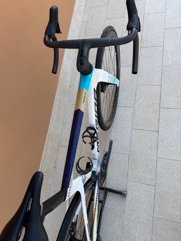 Used Merida REACTO TEAM 2025 2025 Road & Gravel, White — image 3 of 8