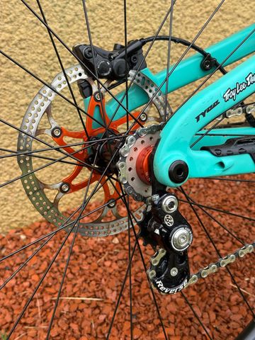 Propain Tyee CF 29 Highend 2023 2023 Mountainbike usato, Blu — immagine 13 di 16