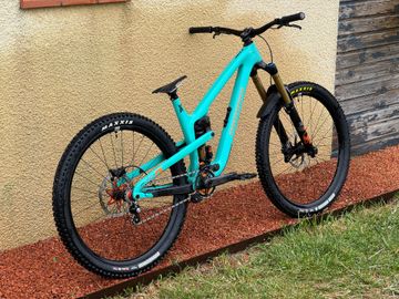 Propain Tyee CF 29 Highend 2023 2023 Mountainbike usato, Blu — immagine 5 di 16