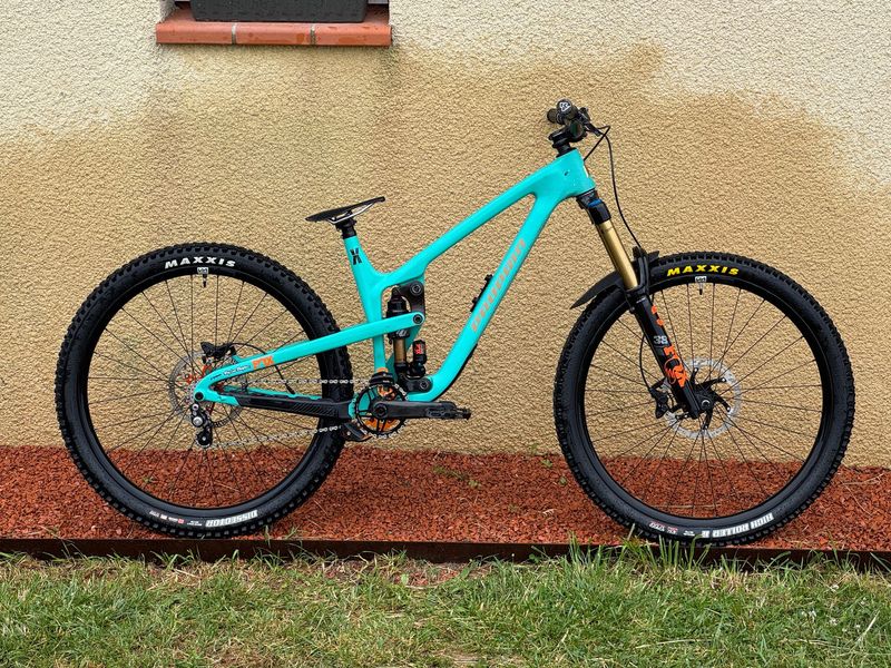 Propain Tyee CF 29 Highend 2023 2023 Mountainbike usato, Blu — immagine 1 di 16