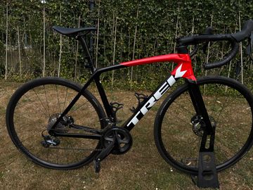 Używany Trek Emonda Shimano Ultegra 2023 Road & Gravel — zdjęcie 1 z 9