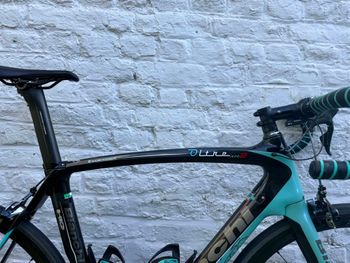 Brugt Bianchi XR2 Dura Ace Di2 2016 édition Spéciale 130 Ans 2016 Road & Gravel — billede 3 af 15