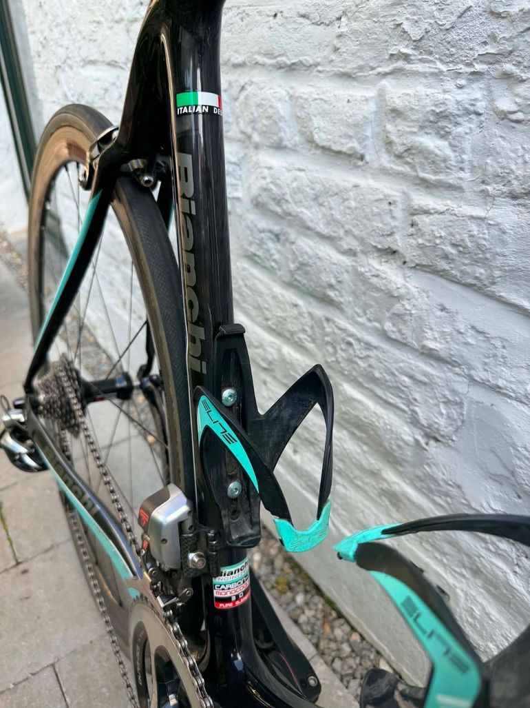 Brugt Bianchi XR2 Dura Ace Di2 2016 édition Spéciale 130 Ans 2016 Road & Gravel — billede 11 af 15
