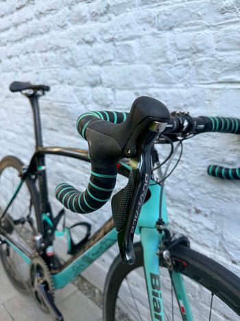 Brugt Bianchi XR2 Dura Ace Di2 2016 édition Spéciale 130 Ans 2016 Road & Gravel — billede 14 af 15